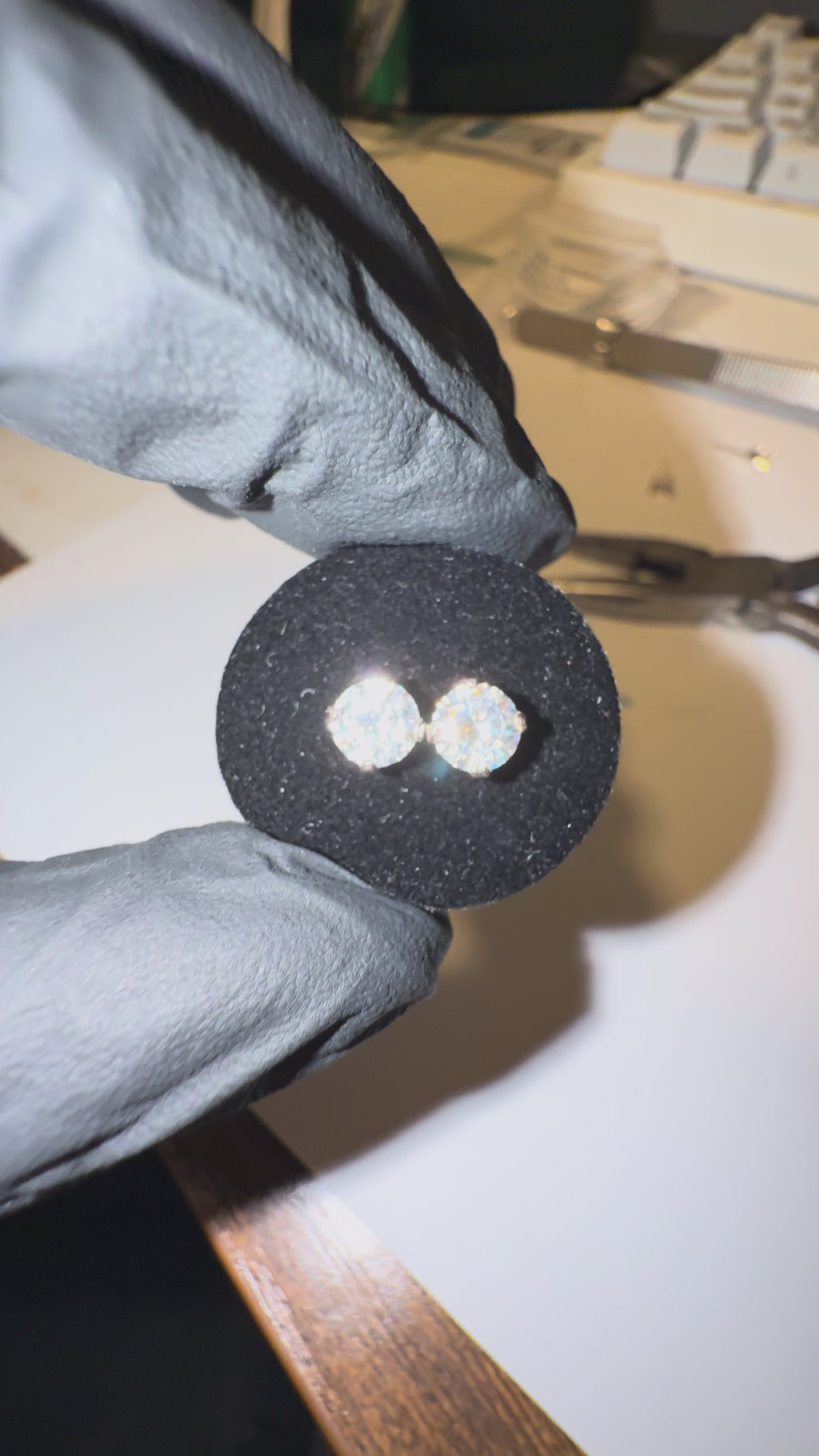 Sinful Studs (5mm)